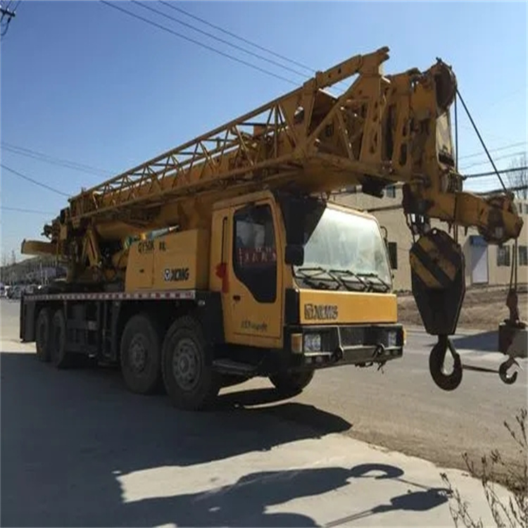 乐平吊车吊挖机的正确办法